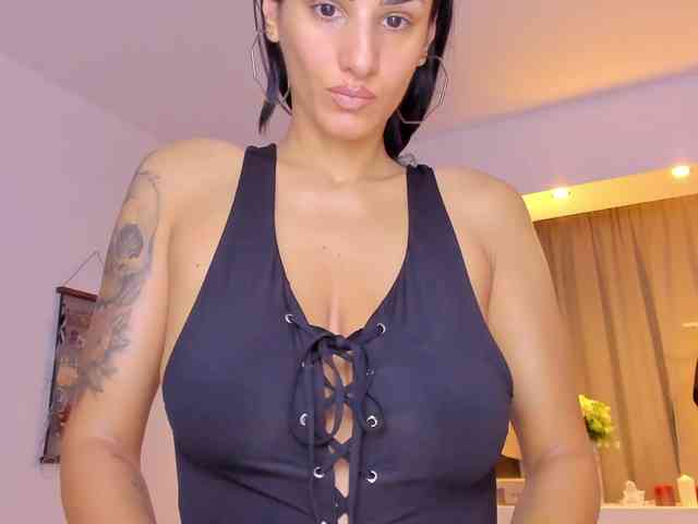 Milfchelle webcam