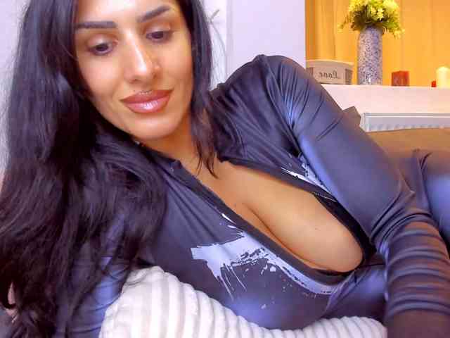 Milfchelle webcam