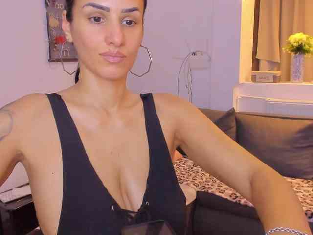 Milfchelle webcam