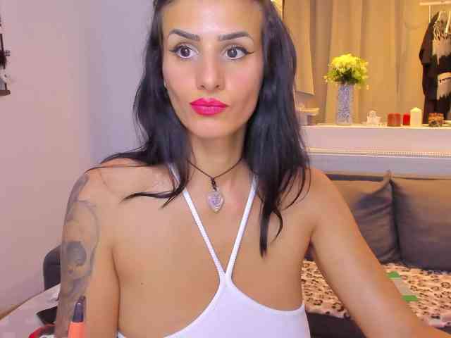Milfchelle webcam