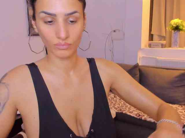 Milfchelle webcam