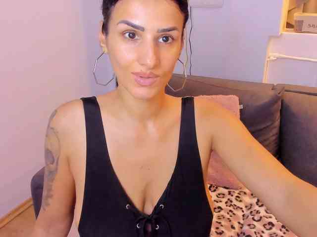 Milfchelle webcam