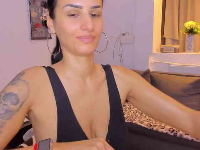Milfchelle webcam