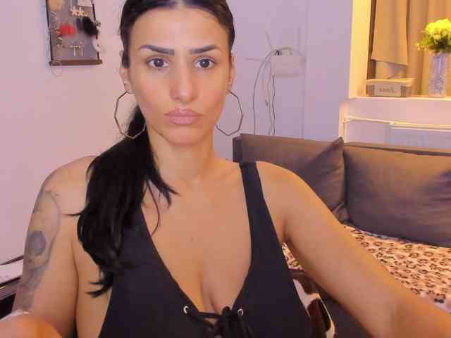 Milfchelle webcam