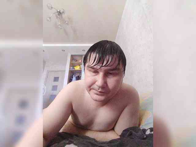 Marat-Arbat Live Webcam on BongaCams