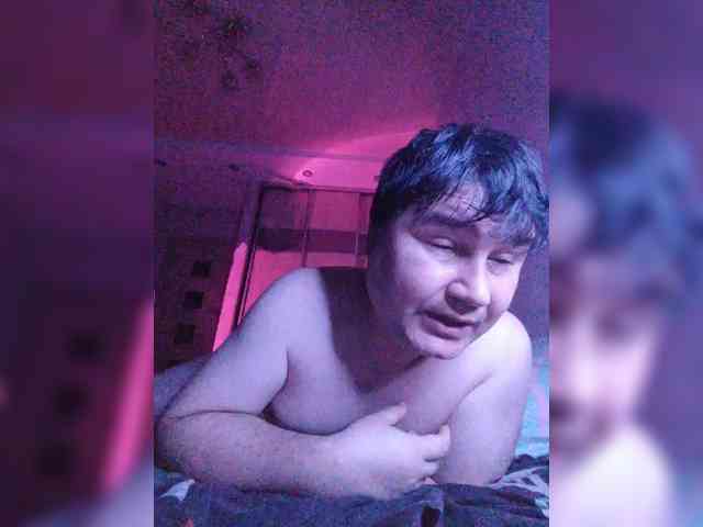 Marat-Arbat Live Webcam on BongaCams