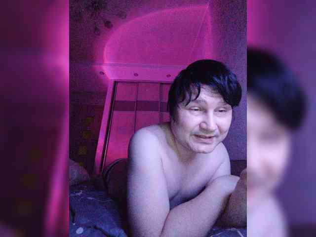 Marat-Arbat Live Webcam on BongaCams