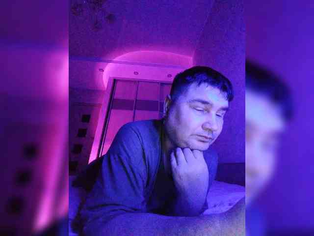 Marat-Arbat Live Webcam on BongaCams