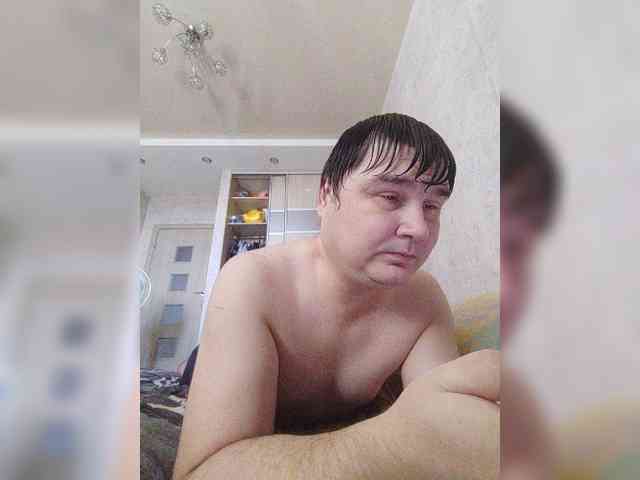 Marat-Arbat Live Webcam on BongaCams