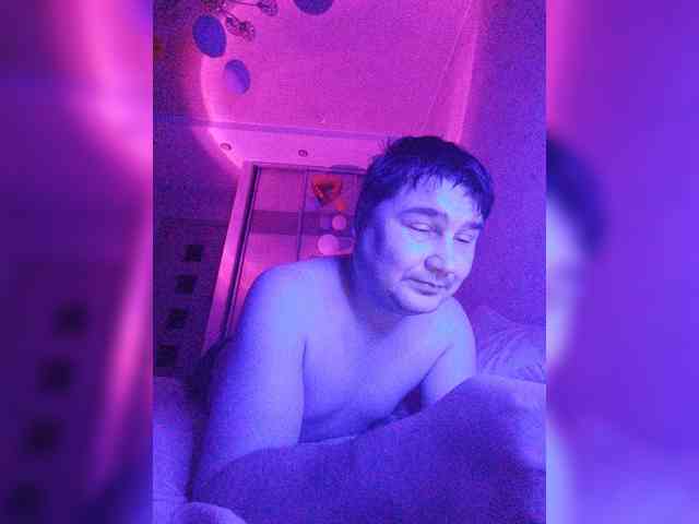 Marat-Arbat Live Webcam on BongaCams