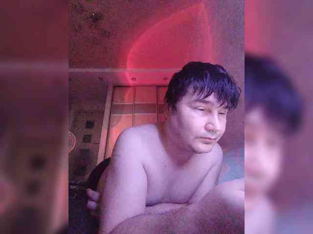 Marat-Arbat Live Webcam on BongaCams
