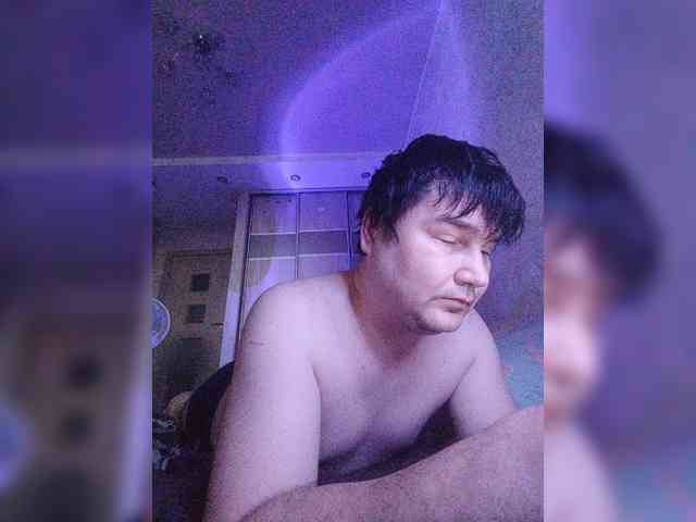 Marat-Arbat Live Webcam on BongaCams