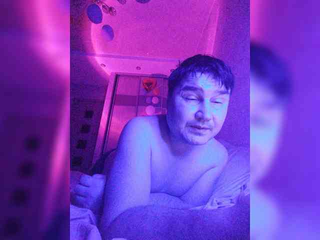 Marat-Arbat Live Webcam on BongaCams