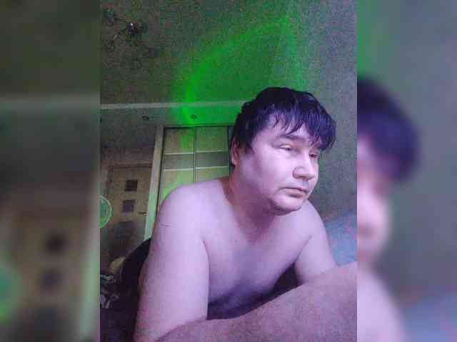 Marat-Arbat Live Webcam on BongaCams