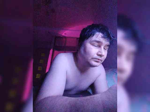 Marat-Arbat Live Webcam on BongaCams