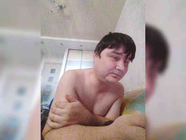 Marat-Arbat Live Webcam on BongaCams