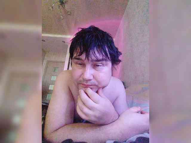 Marat-Arbat Live Webcam on BongaCams