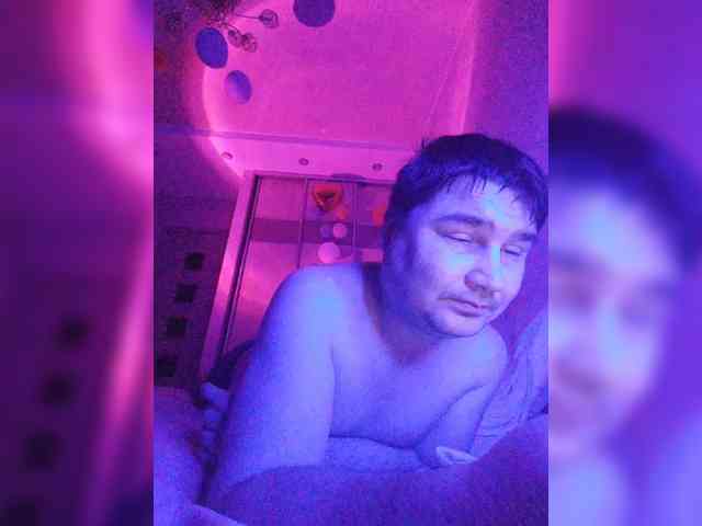 Marat-Arbat Live Webcam on BongaCams