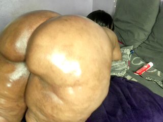 Big-Ass-Wilma's Live Webcam