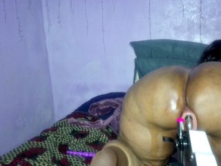 Big-Ass-Wilma Porn Show
