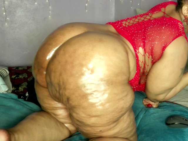 Big-Ass-Wilma live cam on BongaCams