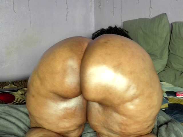 Big-Ass-Wilma live cam preview