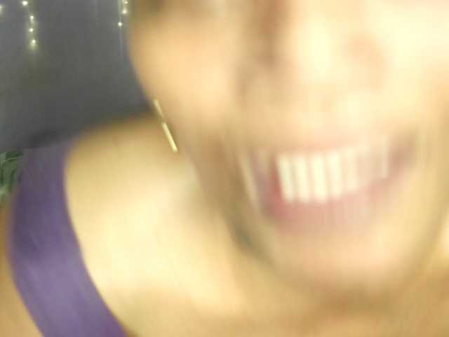 Big-Ass-Wilma live cam on BongaCams
