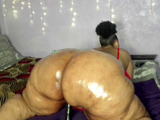 Big-Ass-Wilma live cam on BongaCams