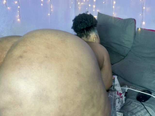 Big-Ass-Wilma live cam on BongaCams