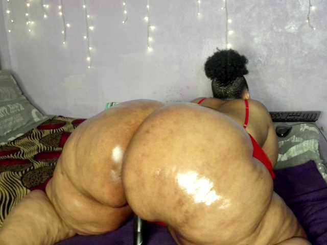 Big-Ass-Wilma live cam on BongaCams