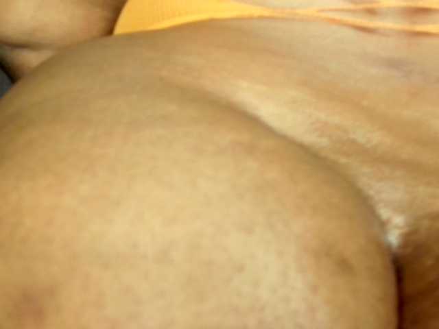 Big-Ass-Wilma live cam on BongaCams