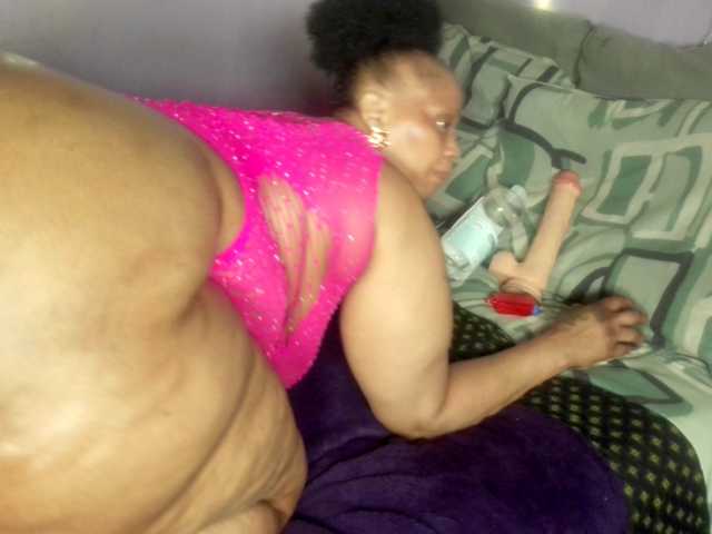 Big-Ass-Wilma live cam on BongaCams