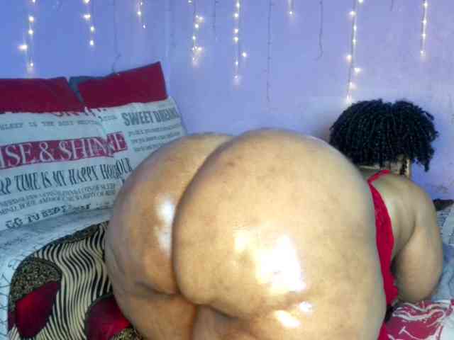 Big-Ass-Wilma webcam