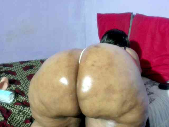 Big-Ass-Wilma webcam