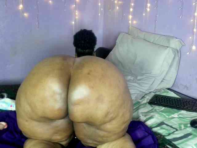 Big-Ass-Wilma webcam