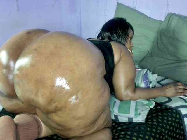 Big-Ass-Wilma webcam