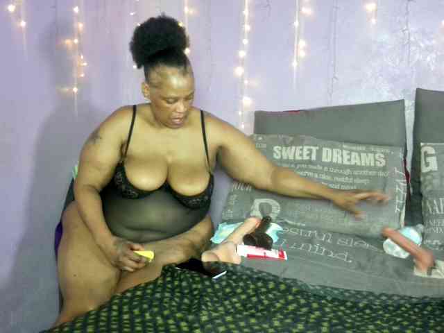 Big-Ass-Wilma webcam