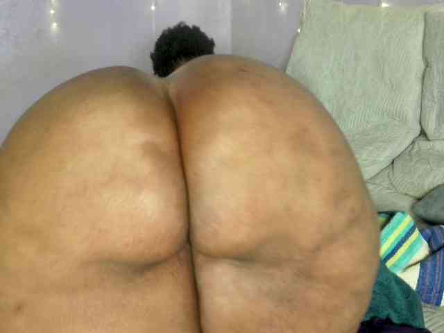 Big-Ass-Wilma webcam