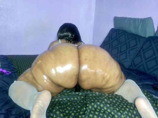 Big-Ass-Wilma webcam