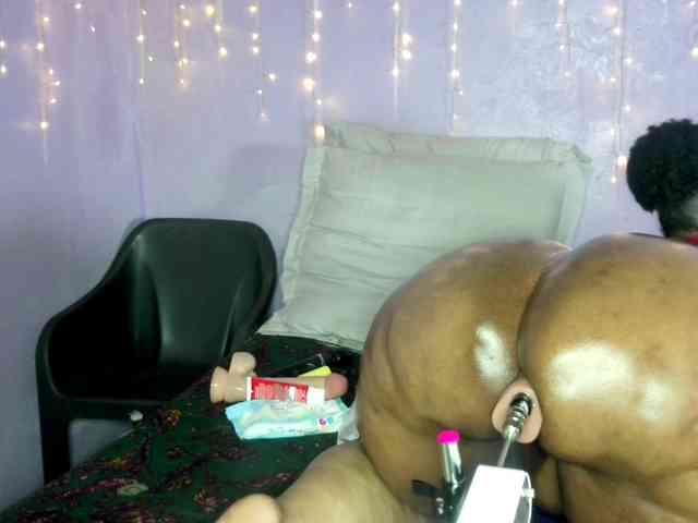 Big-Ass-Wilma webcam
