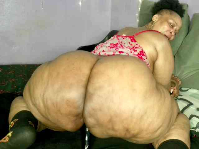 Model: Big-Ass-Wilma