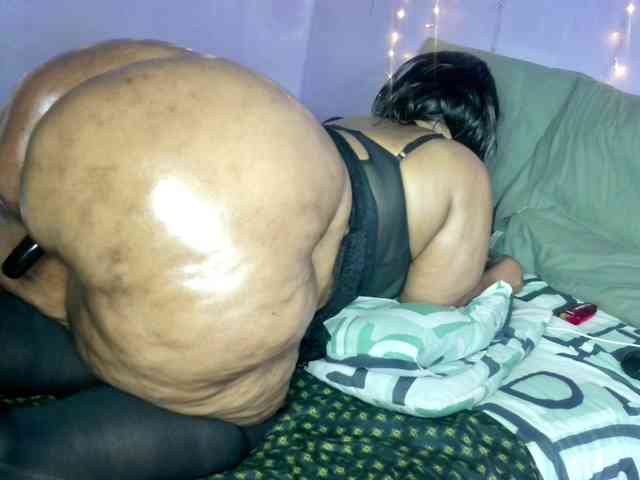 Big-Ass-Wilma webcam