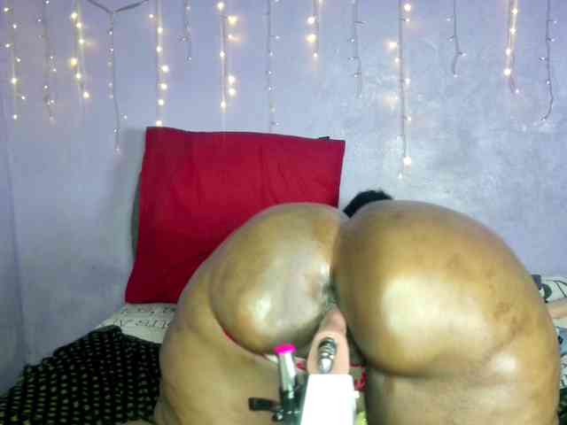 Big-Ass-Wilma webcam