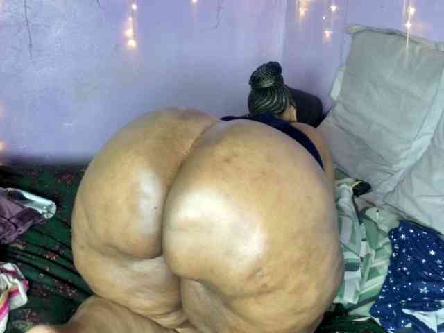 Big-Ass-Wilma webcam