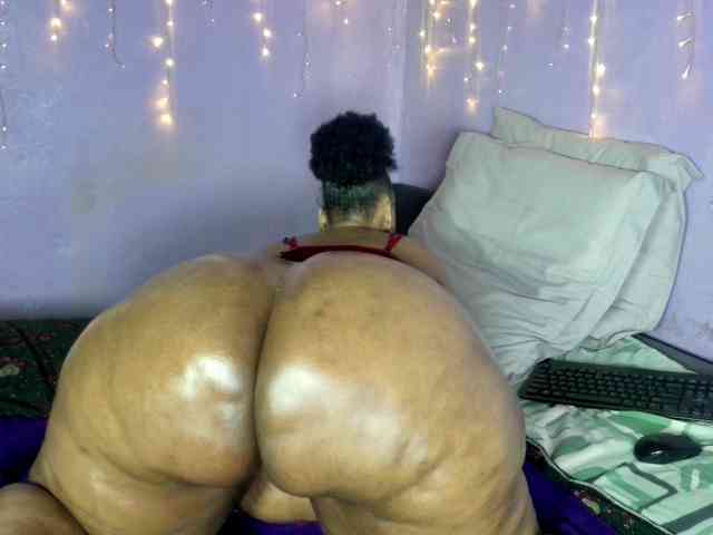 Big-Ass-Wilma webcam