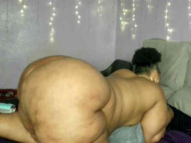 Big-Ass-Wilma webcam