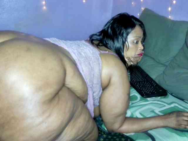 Big-Ass-Wilma webcam