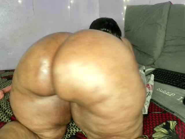 Big-Ass-Wilma webcam