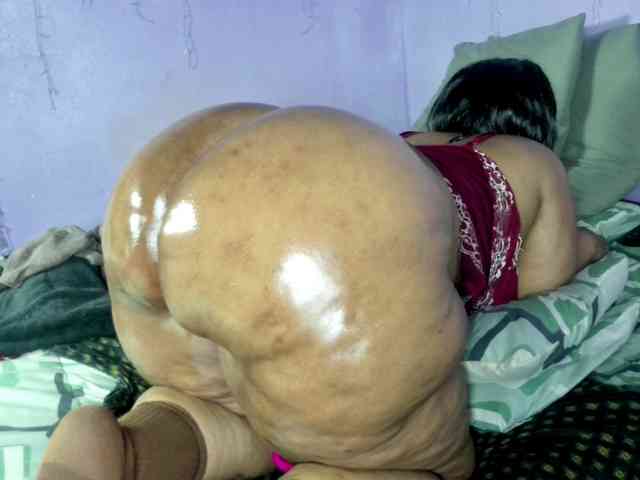 Big-Ass-Wilma webcam