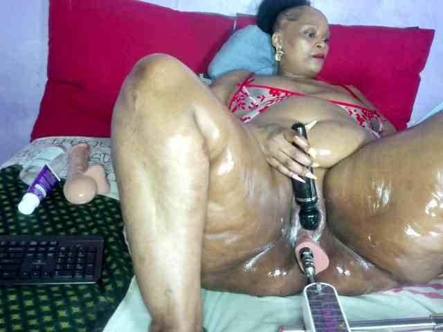 Big-Ass-Wilma webcam